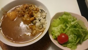 カレーライス＋サラダ