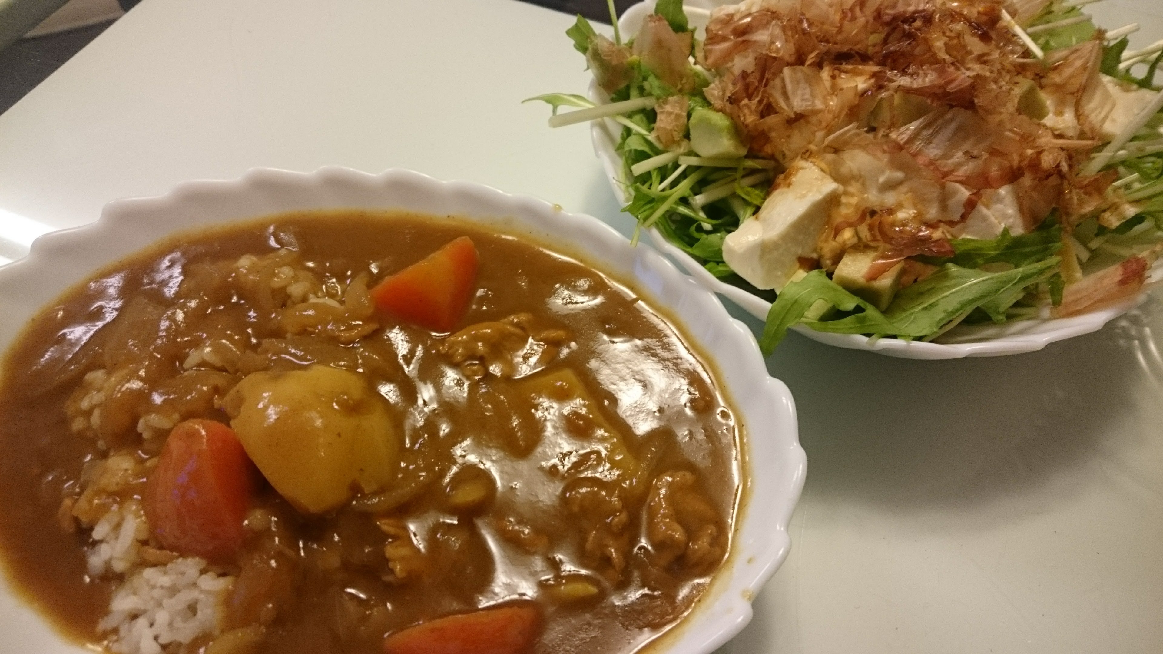 ポークカレー＋水菜と豆腐のサラダ
