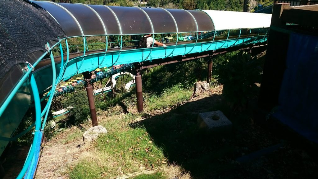 秋の動物園まつり開催中の日本平動物園へ 10月の三連休は８時開園で出舎や採食ガイドをやってたり 10 13 土 にはレッサーパンダの赤ちゃんが公開されるよ ゆにろぐ